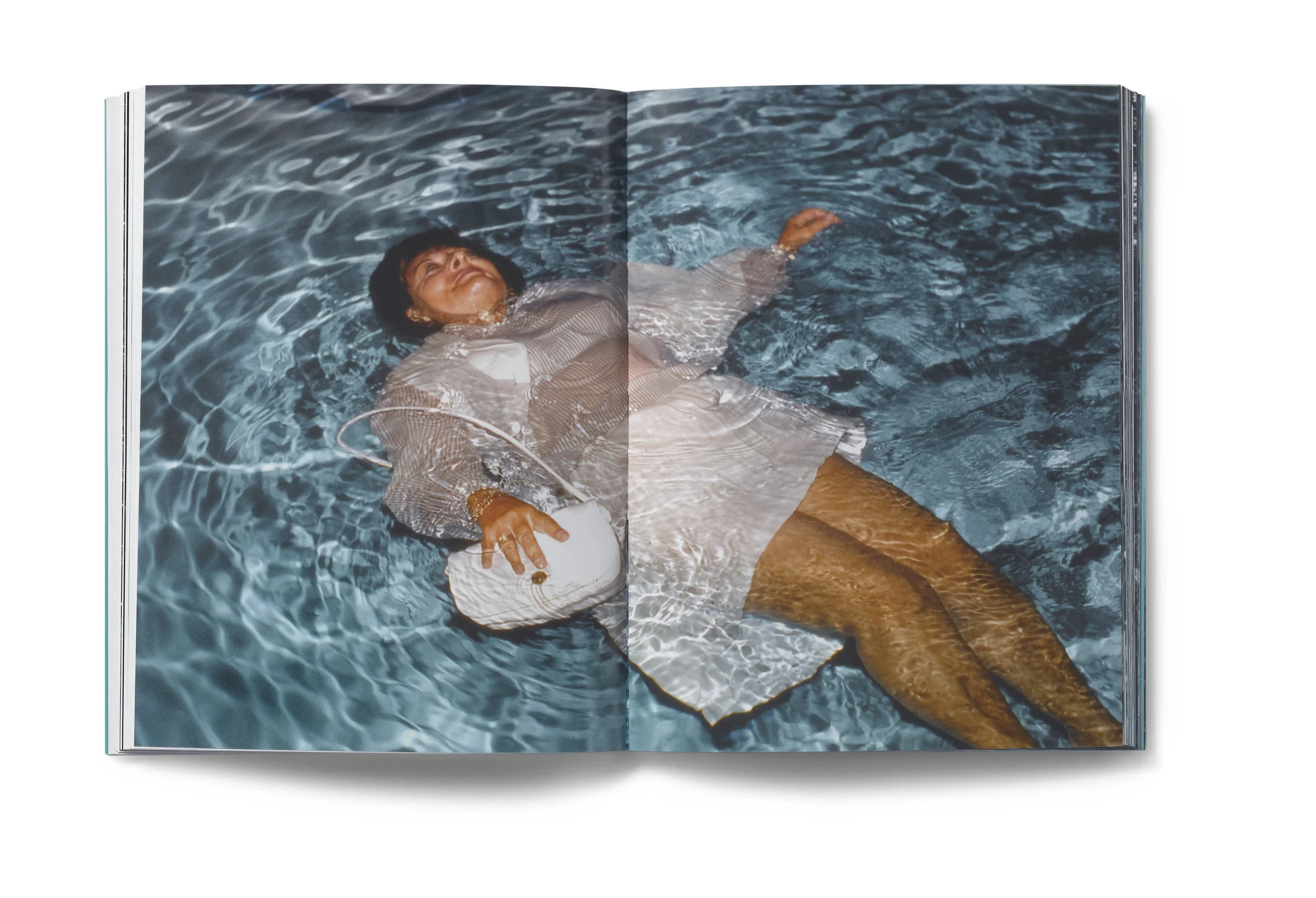 In Almost Every Picture #7 更新版 IN ALMOST EVERY PICTURE #7 — ERIK KESSELS